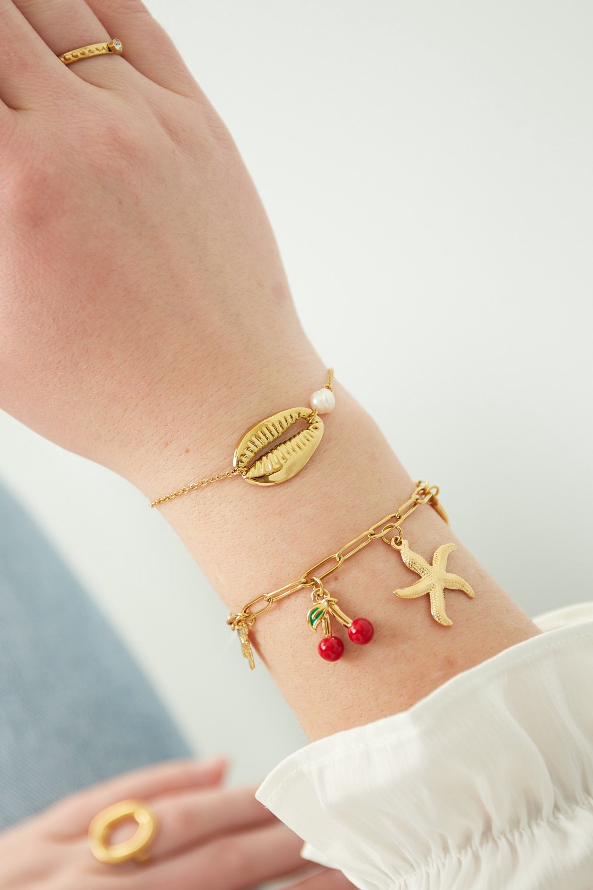 Sandy shores armband